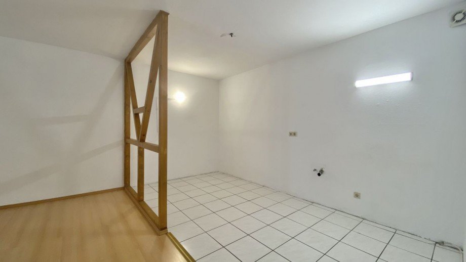 Datei 000 (2) Etagenwohnung Hanau