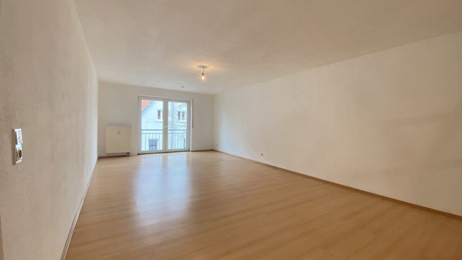 Datei 001 (3) Etagenwohnung Hanau
