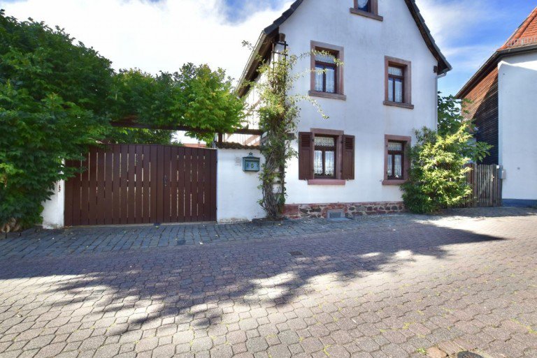 IMG 0278 Hanau Einfamilienhaus VERKAUFT! Kesselstadt nahe Schloss & Main Fachwerkhaus mit Wintergarten und Nebengeb�ude