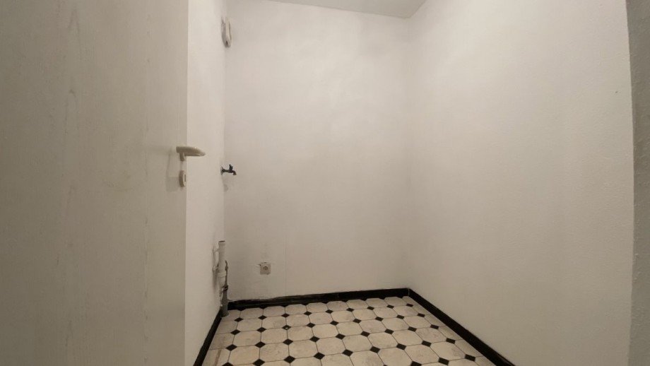 Datei 008 Etagenwohnung Hanau